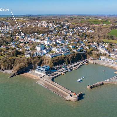 Monkstone Court - Close to village and beach