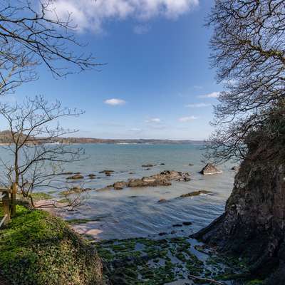 Monkstone Court - Close to village and beach