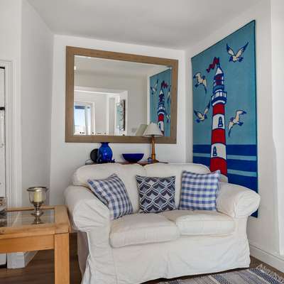 Strand Cottage - Saundersfoot property, direct beach access