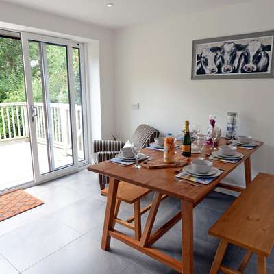 Valley Retreat - Peaceful Cottage, Walk to Beach - Saundersfoot Cottage, Pembrokeshire