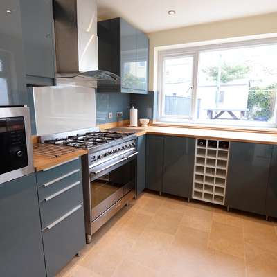 8 Culver Park - Tenby Cottage, Close to Beach