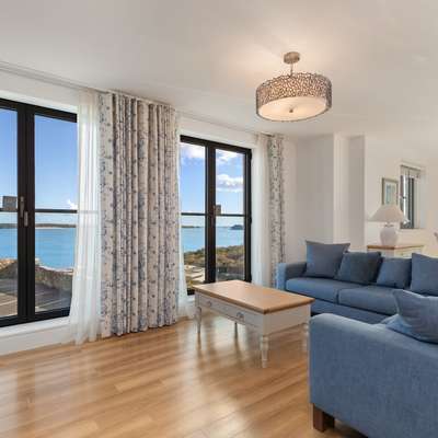 Apartment 8 Waterstone House - Luxury Apartment, Sea Views, Pet Friendly - Luxury Apartment, Sea Views, Pet Friendly