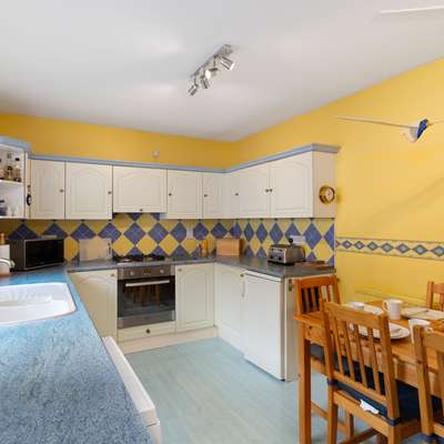 Oaklands - Lovely Cottage, Walk to Beach - Lovely Cottage, Walk to Beach