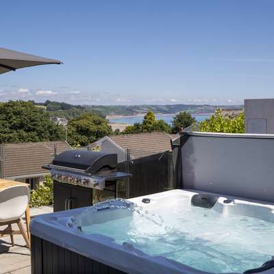Am Byth - Luxury Cottage, Sea Views