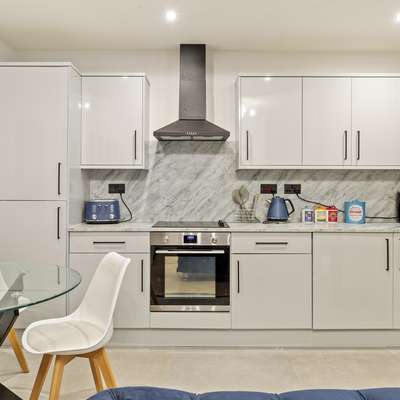 1 Bedford House - Close to Town and Seafront