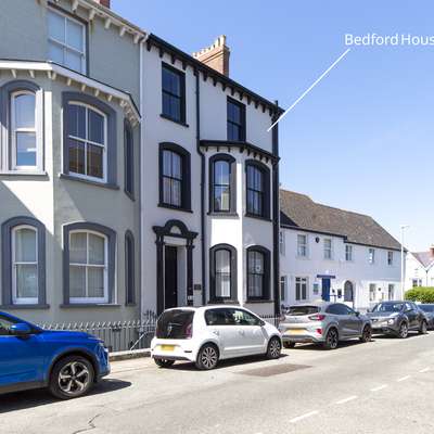 3 Bedford House - Close to Town and Seafront