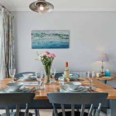 Brynawelon - Wonderful Sea and Harbour Views