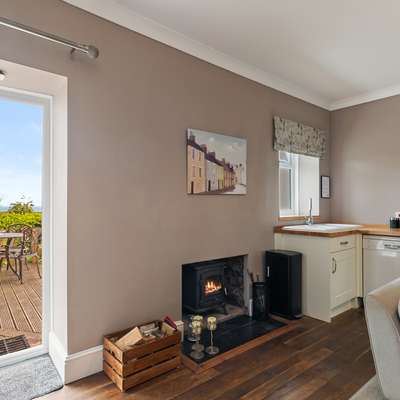 Caldey Island View - Sea Views and Log Burner - Sea Views, Log Burner, Dog Friendly