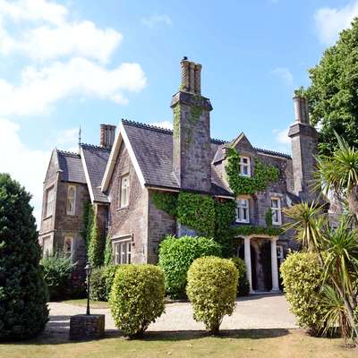 The Priory - Country Manor, Log Burner, Sea Views - Priory