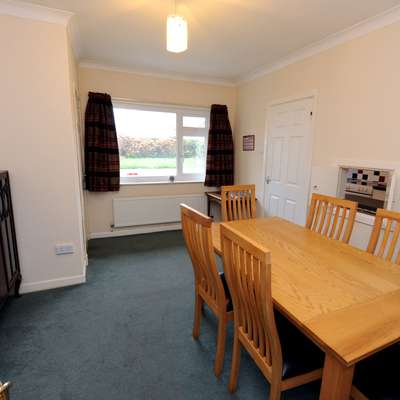 Heddfan - Near to Beach, Pet Friendly - Dining room