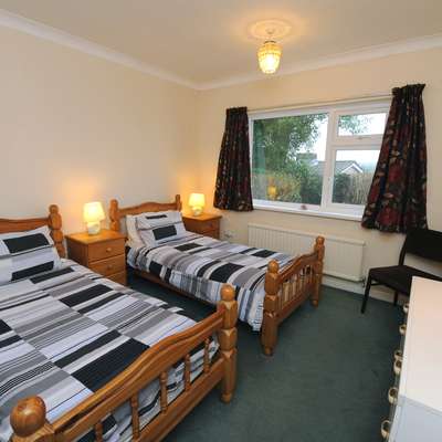Heddfan - Near to Beach, Pet Friendly - Twin