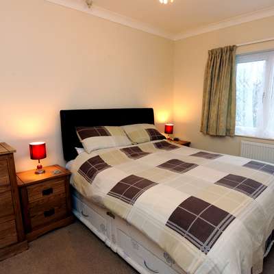 Glan Heulog - Near to Beach, Pet Friendly - Master