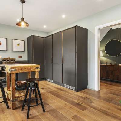 Fern Hill - Close to village and beach