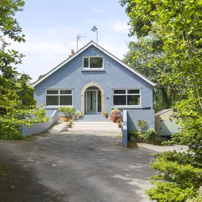 Fern Hill - Close to village and beach