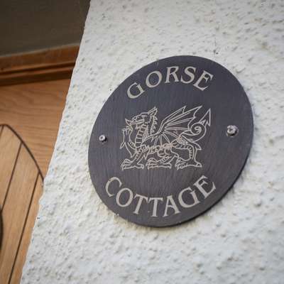 Gorse Cottage - Sea Views, Village Centre