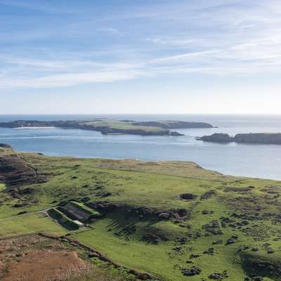 Gorse Cottage - Sea Views, Village Centre