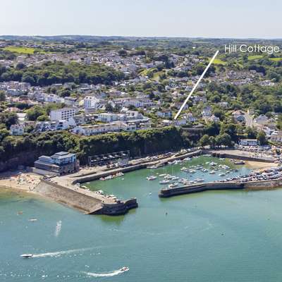 Hill Cottage - Saundersfoot, Sea Views, with Parking