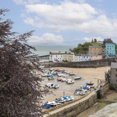 Tenby Harbour View - Heart of Tenby, Sea Views
