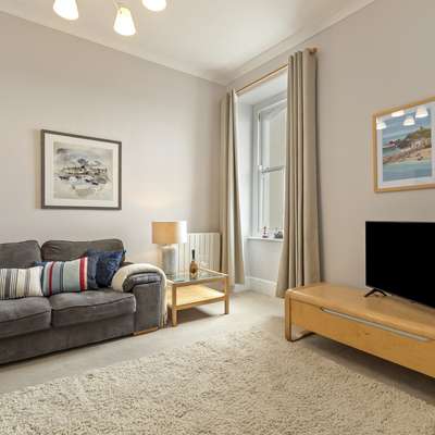 Tenby Sea View - Heart of Tenby, elevated sea views