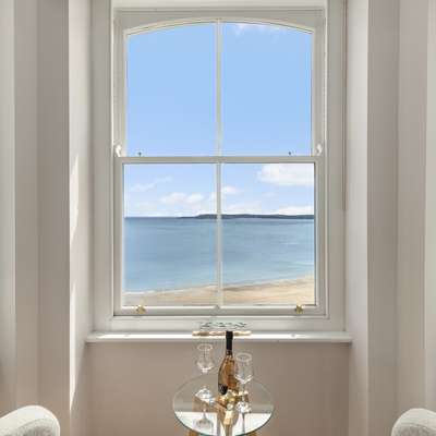 Tenby Sea View - Heart of Tenby, elevated sea views