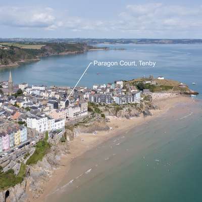 5 Paragon Court - Sea Front Apartment