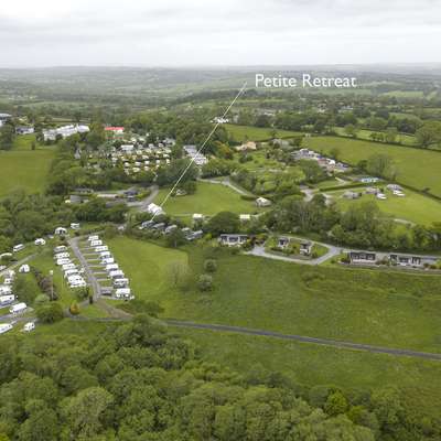 Petite Retreat - Spectacular Countryside Views
