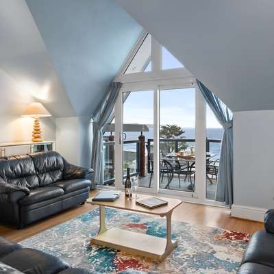 Schooner House - Schooner House - Panoramic Sea Views and Parking