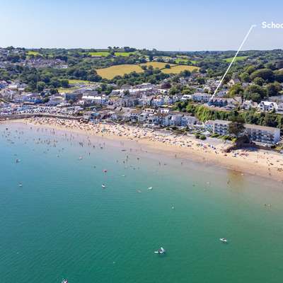 Schooner House - Panoramic Sea Views and Parking - Schooner House - Panoramic Sea Views and Parking