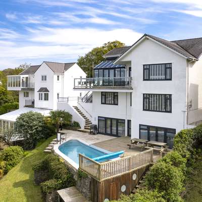 Rumours and Cymyran - Swimming Pool and Views - Saundersfoot property with views and swimming pool