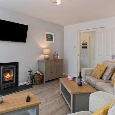 Sêr Môr - Peaceful Cottage with Log Burner - Saundersfoot cottage, pet friendly