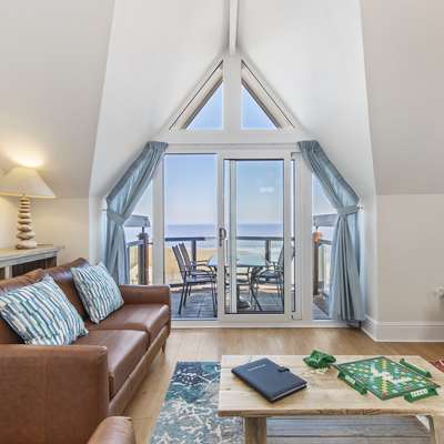 Schooner House - Schooner House - Panoramic Sea Views and Parking