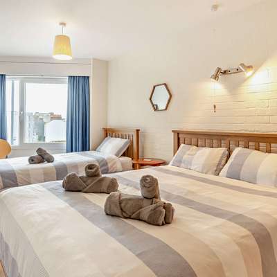 St Mary's Seaview - Within walled town and close to beach