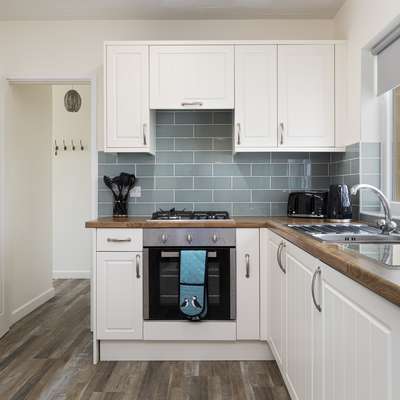 Bramble Cottage - Peaceful, Dog Friendly Cottage