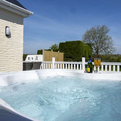 Fern Cottage - Peaceful, Dog Friendly Cottage