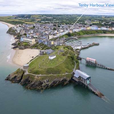 Tenby Harbour View - Heart of Tenby, Sea Views