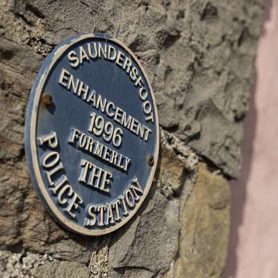 The Old Cottage - Central Location, Near the Beach