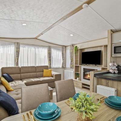 Maple - Near Folly Farm, Cosy Retreat