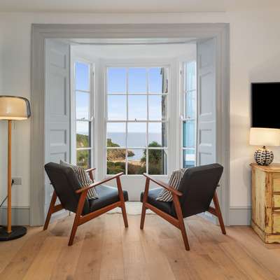 Windermere House - Sea Views, Close to Harbour