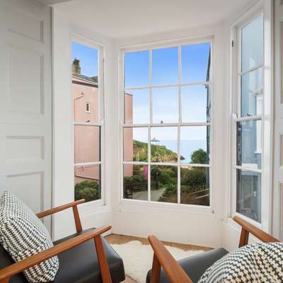 Windermere House - Sea Views, Close to Harbour