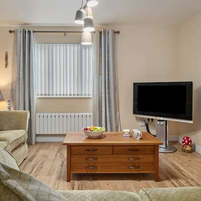 Y Deri - Close to village and beach