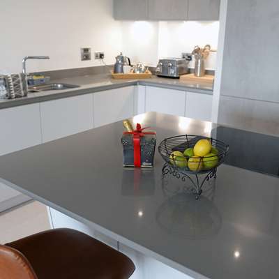 Apartment 2 Waterstone House - Sea View Apartment - kitchen gift