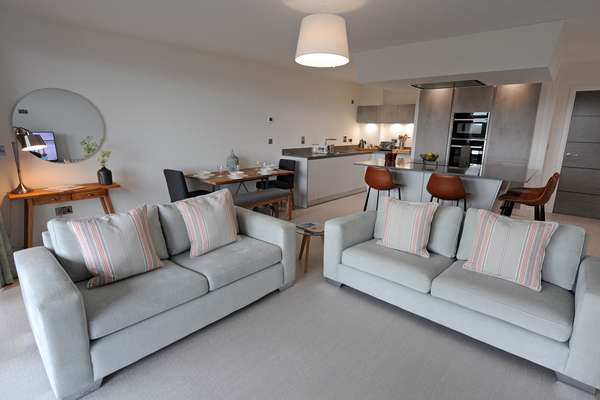 Apartment 2 Waterstone House - Sea View Apartment