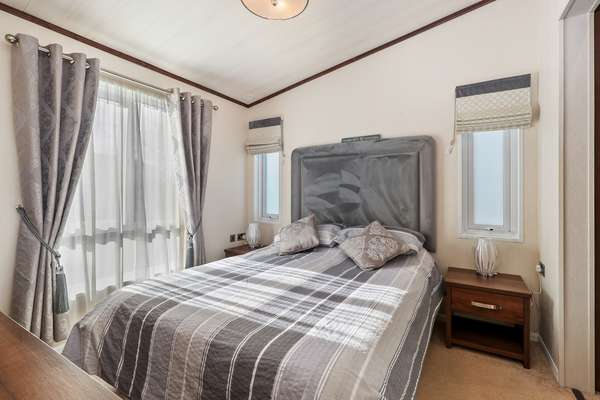 Cormorant - Luxury Lodge, Close to the Beach