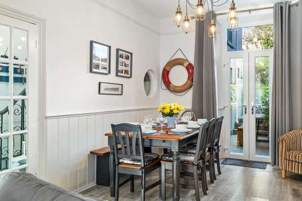 Sunbury Villa - Close to Tenby Town and Beaches