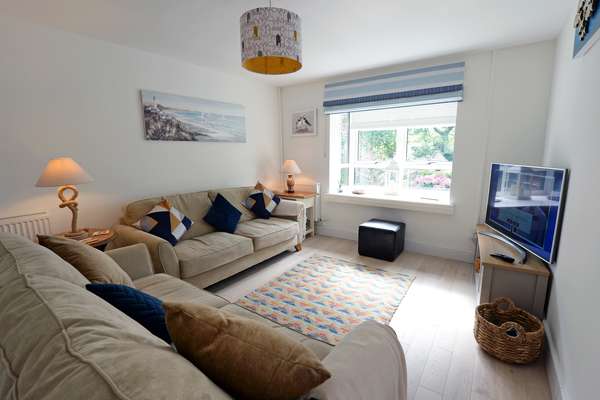 Valley Retreat - Saundersfoot Cottage, Pembrokeshire
