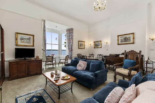 Laston House - Tenby Harbour, Sea Views