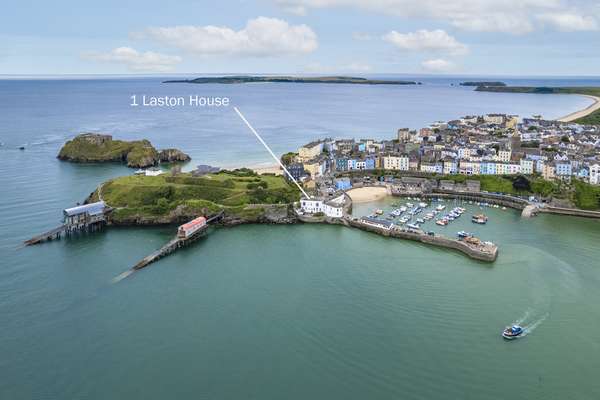 Laston House - Tenby Harbour, Sea Views