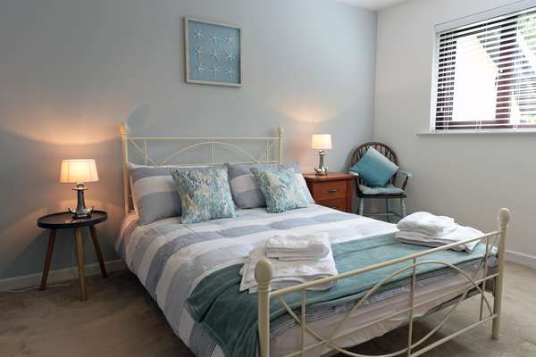Valley Retreat - Saundersfoot Cottage, Pembrokeshire