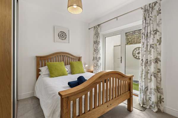 Maes-Y-Berllan - Close to Village and Beach