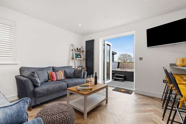 The Paddock - Lovely Cottage with Hot Tub
